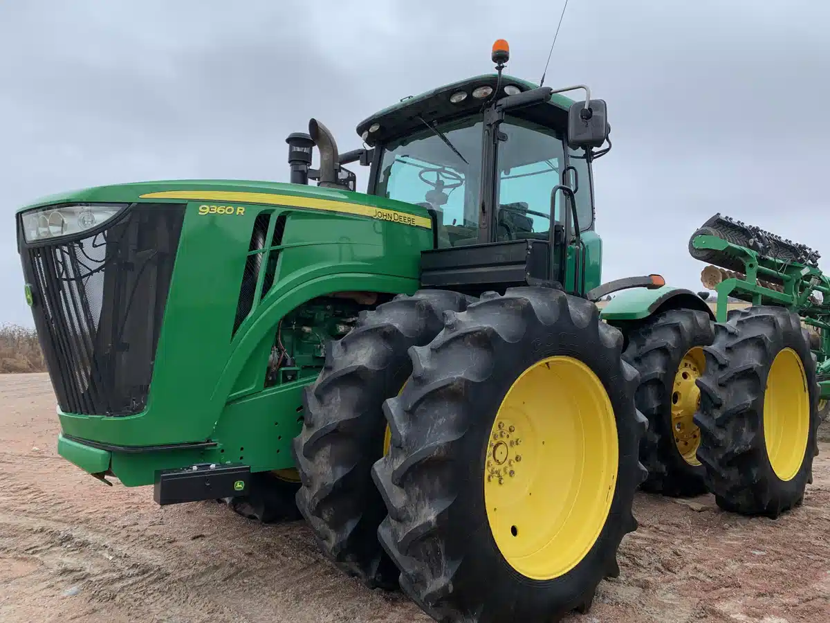 Gallery image 1 for 2013 John Deere 9360R Tractor