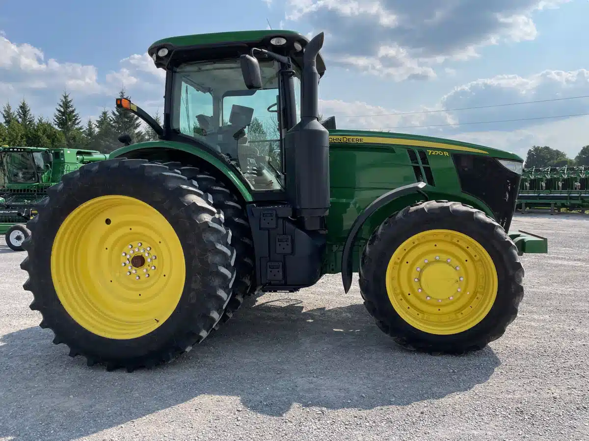 Gallery image 2 for Used 2014 John Deere 7270R Tractor