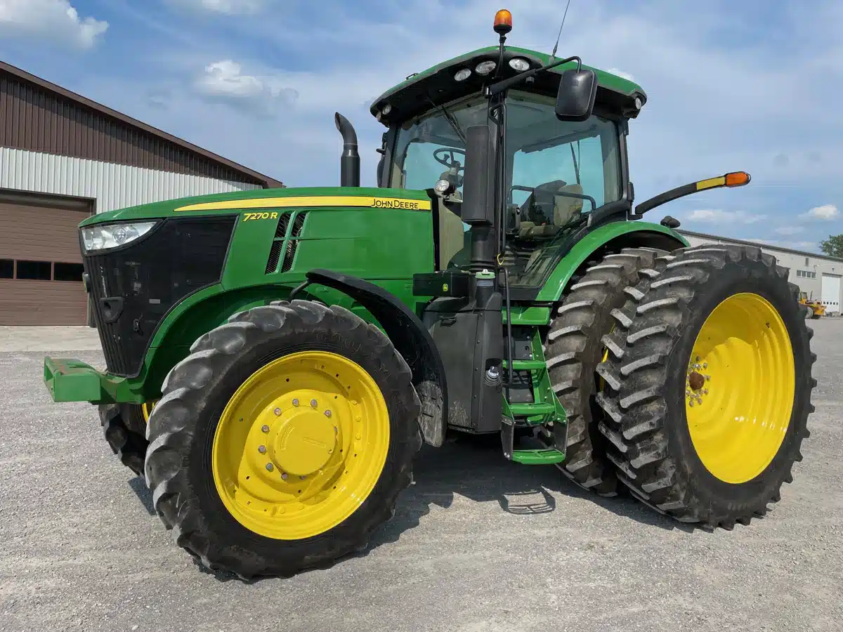 Gallery image 1 for Used 2014 John Deere 7270R Tractor