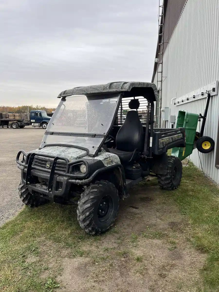 Gallery image 2 for Used 2011 John Deere XUV 825I Utility Vehicle