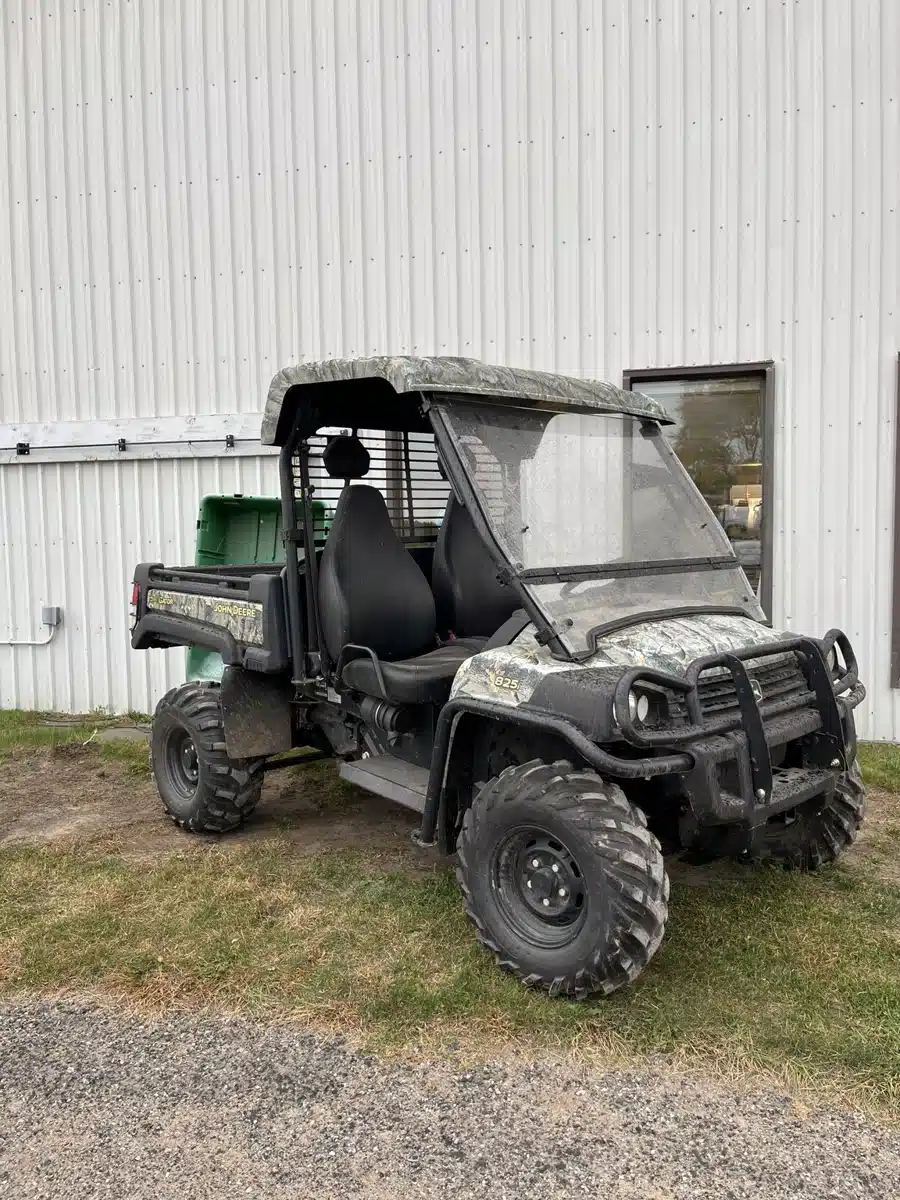 Gallery image 1 for Used 2011 John Deere XUV 825I Utility Vehicle