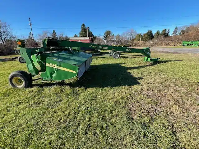 Gallery image 1 for Used 2003 John Deere 946 Disc Mower Conditioner
