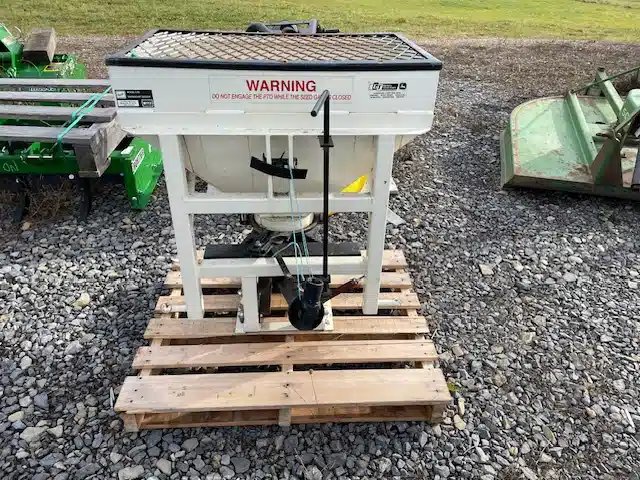 Used 2022 Herd 5.5S Attachment