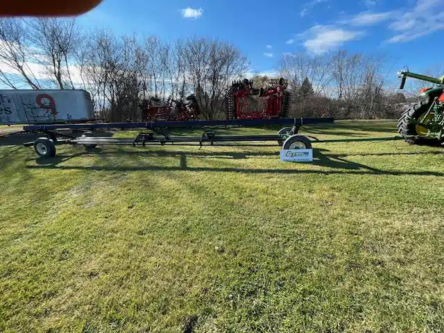 Gallery image 1 for Used 2017 Horst Welding CHCF 36 foot Header Cart