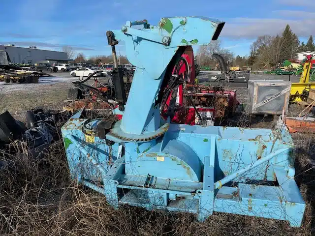 Gallery image 1 for Used Pronovost P-920-IV Snow Blower