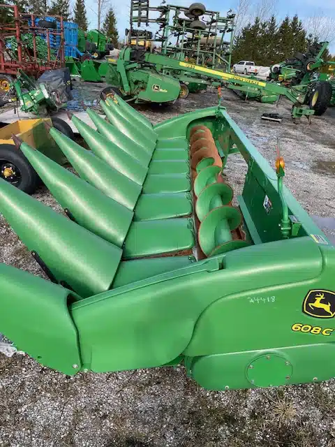 Gallery image 1 for 2013 John Deere 608C Header - Row Crop