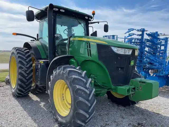 Gallery image 2 for Used 2012 John Deere 7230R Tractor