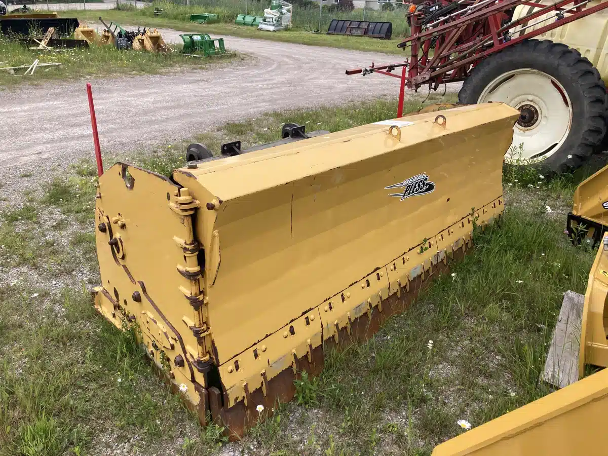 Gallery image 1 for 2019 Metal Pless AGRIMAXX LE 1042-17 Snow Blade