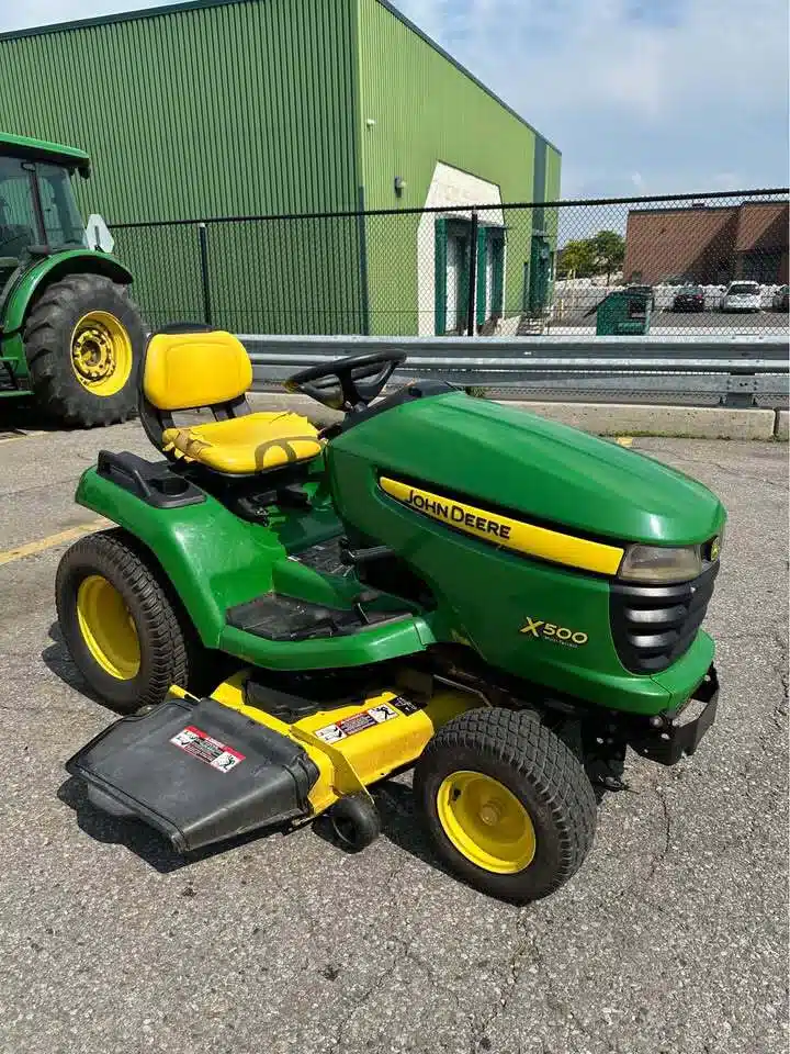 Gallery image 2 for Used 2007 John Deere X500/48 Lawn Tractor