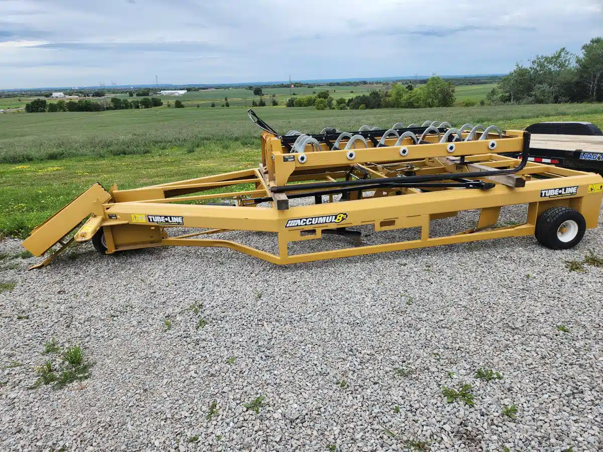 Gallery image 1 for Used 2019 Tubeline Manufacturing Ltd ACCUML8 Bale Accumulator