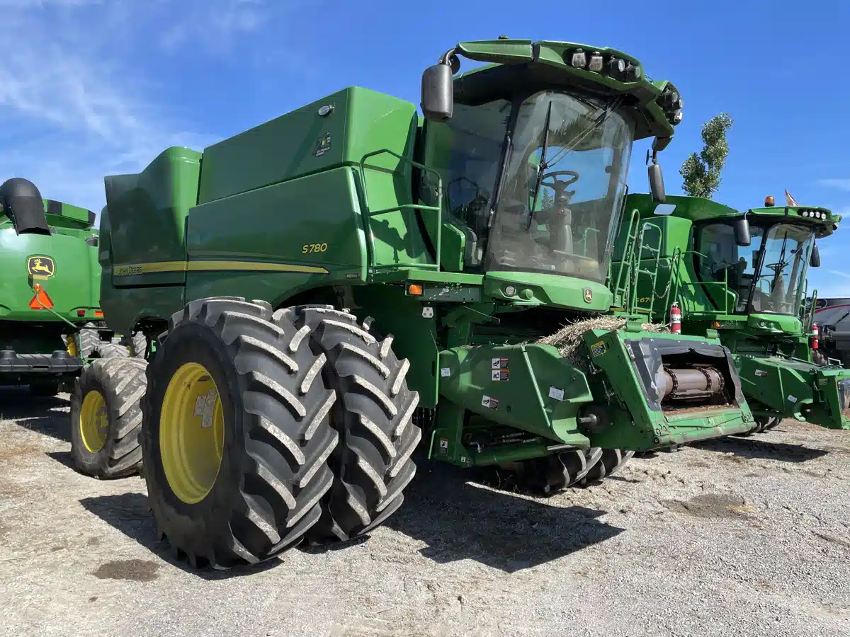Gallery image 2 for 2022 John Deere S780 Combine