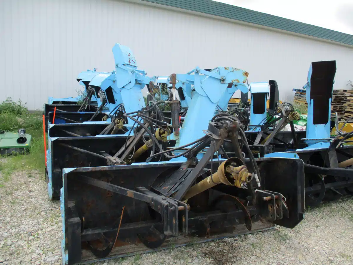 Gallery image 2 for Used 2015 Pronovost P-920-IV Snow Blower