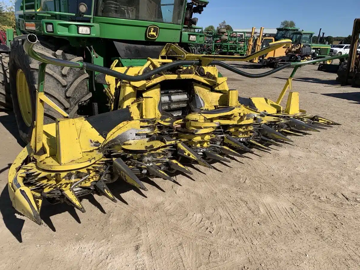Gallery image 1 for Used 2012 John Deere 345 Forage Harvester