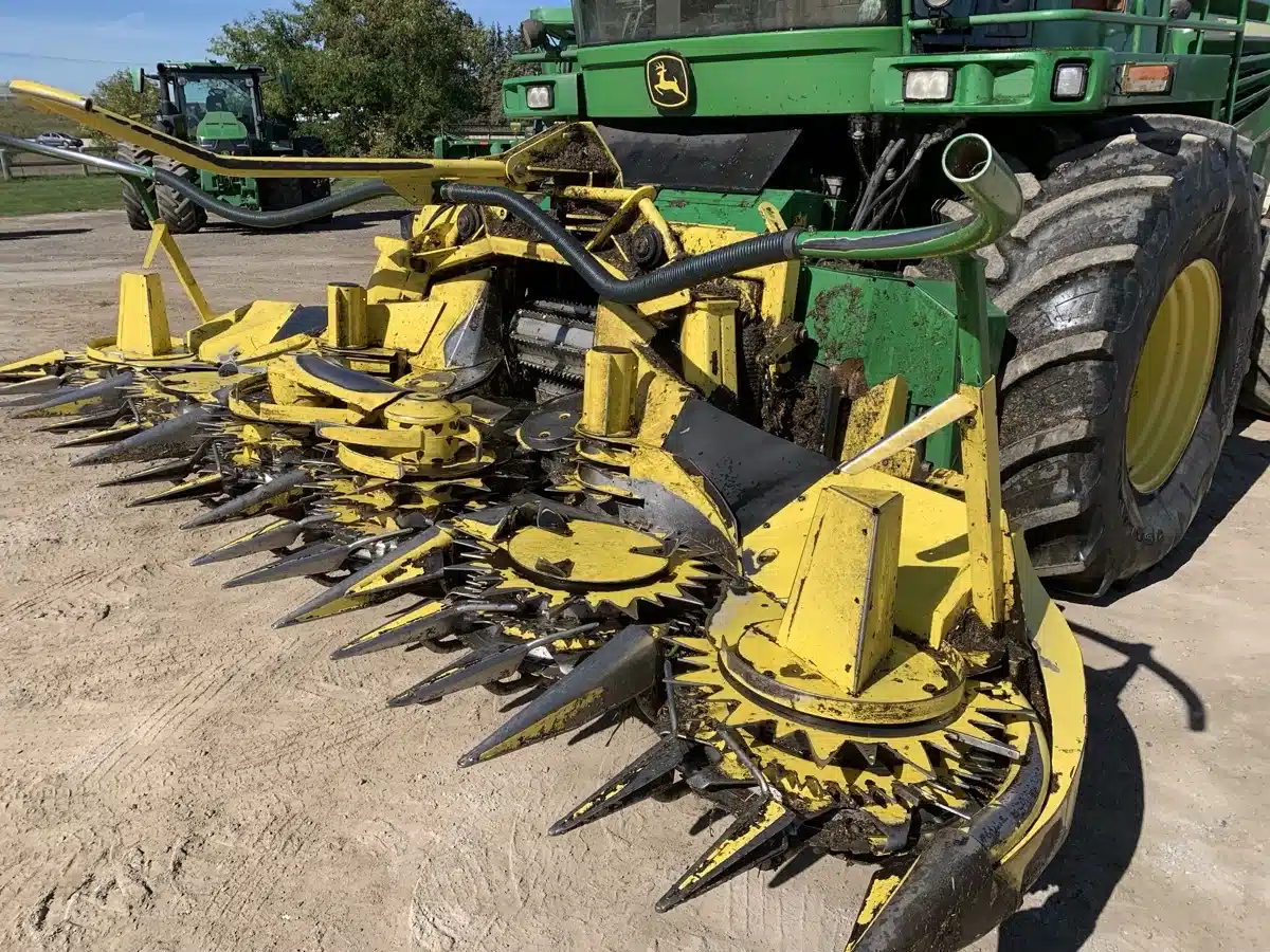 Gallery image 2 for Used 2012 John Deere 345 Forage Harvester