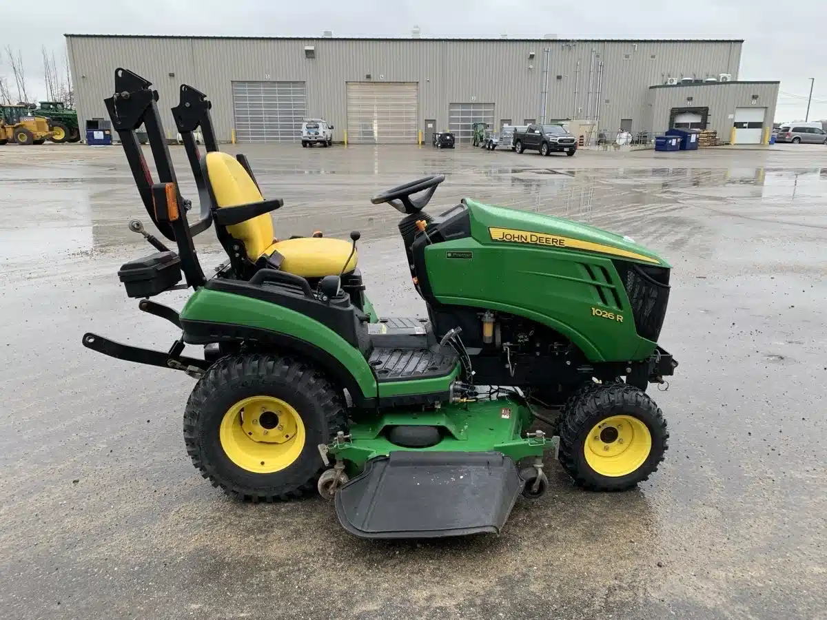 Gallery image 2 for Used 2012 John Deere 1026R Tractor