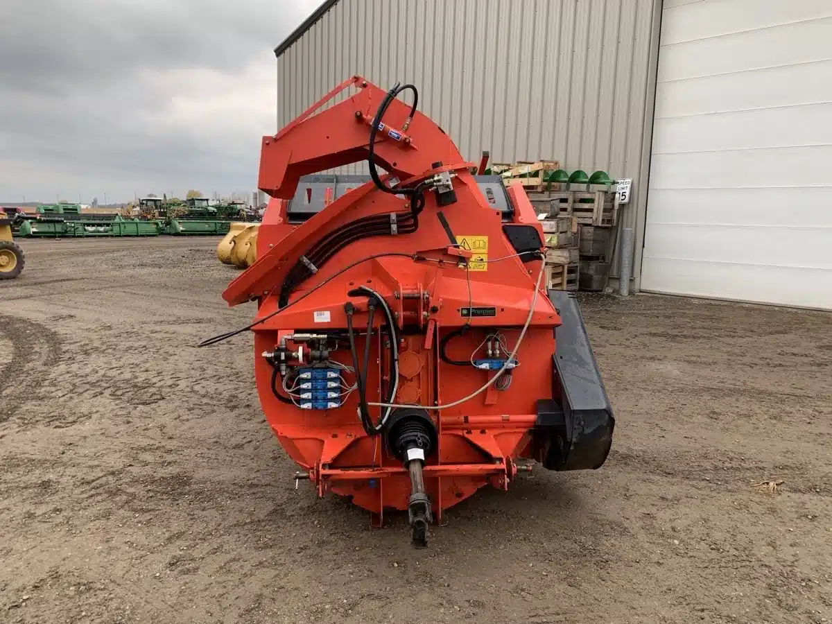 Gallery image 2 for Used 2007 Kuhn Primor 2060M Bale Feeder