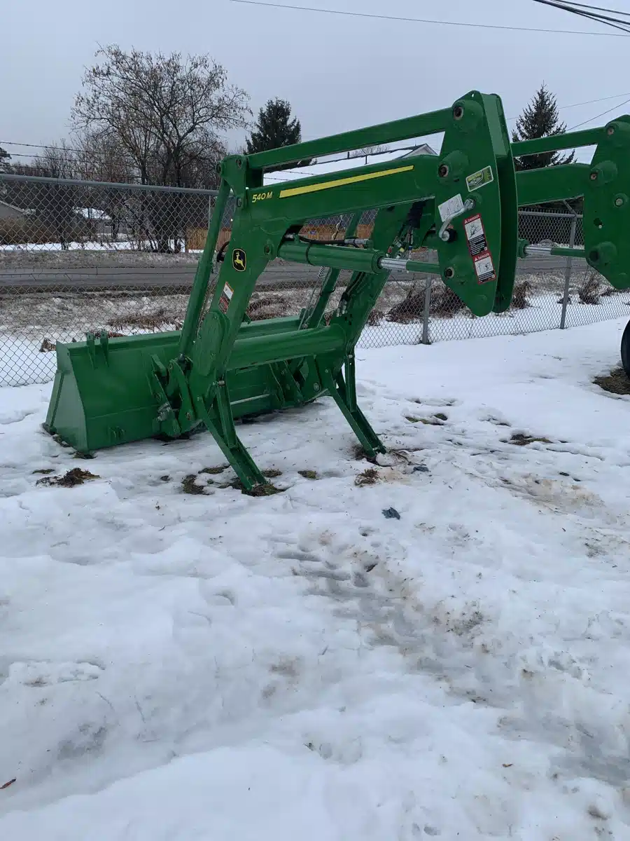 Gallery image 1 for Used 2021 John Deere 540M Front End Loader