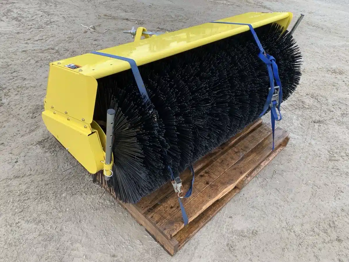 Gallery image 2 for Used 2019 John Deere 60hd Attachment