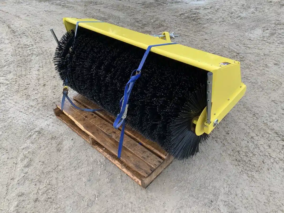 Gallery image 1 for Used 2019 John Deere 60hd Attachment