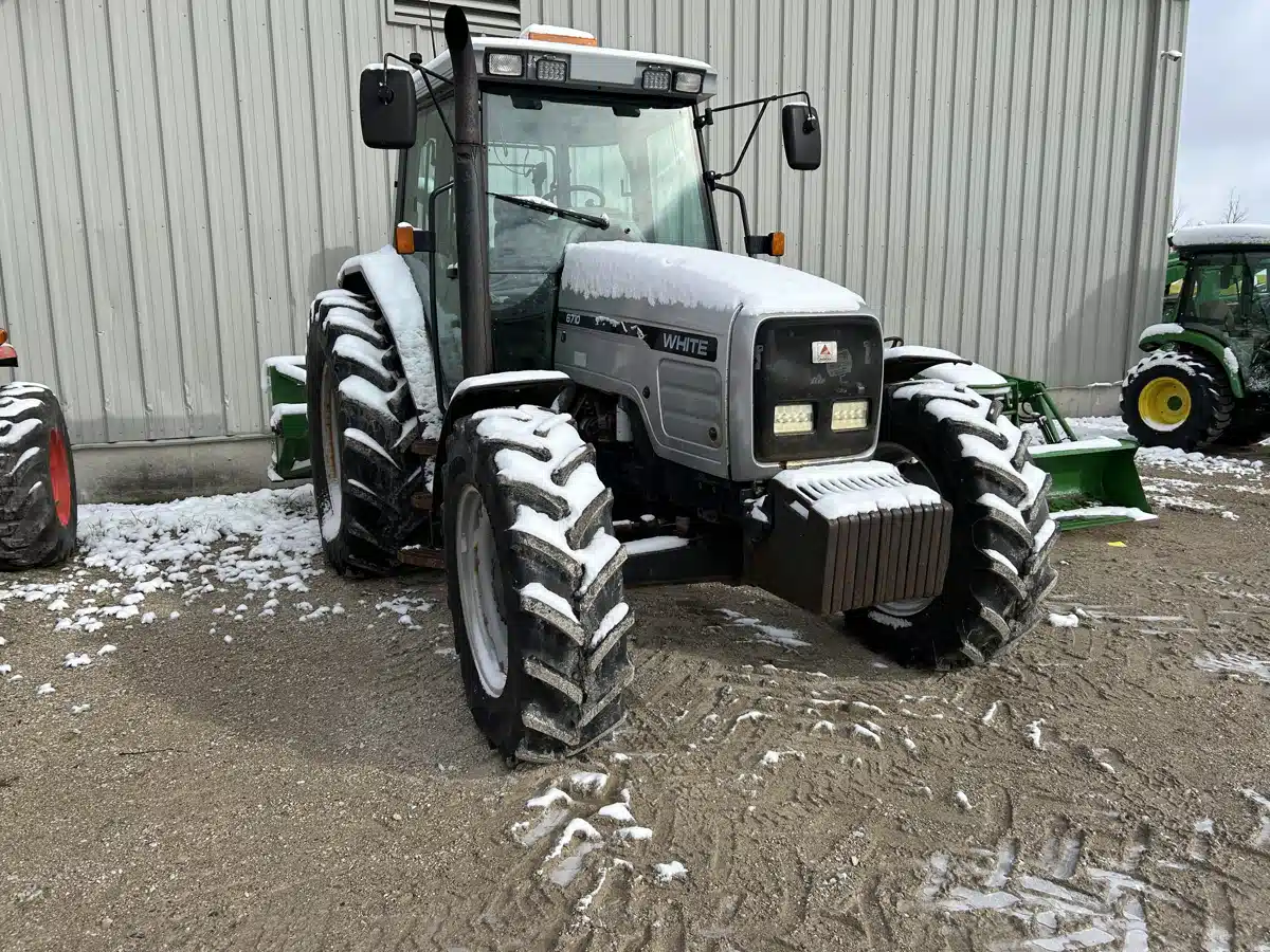 Gallery image 2 for Used 2001 Oliver 6710 Tractor