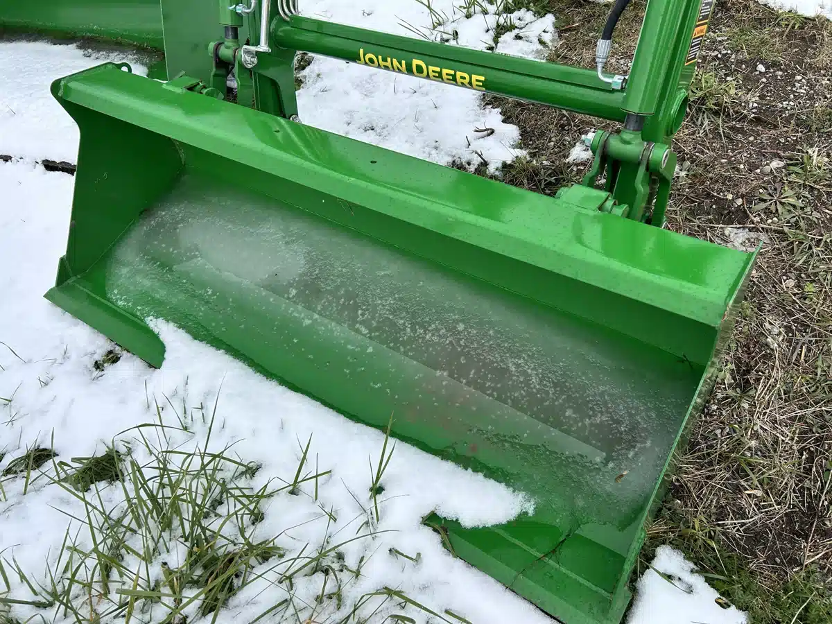 Gallery image 2 for John Deere 320R Front End Loader