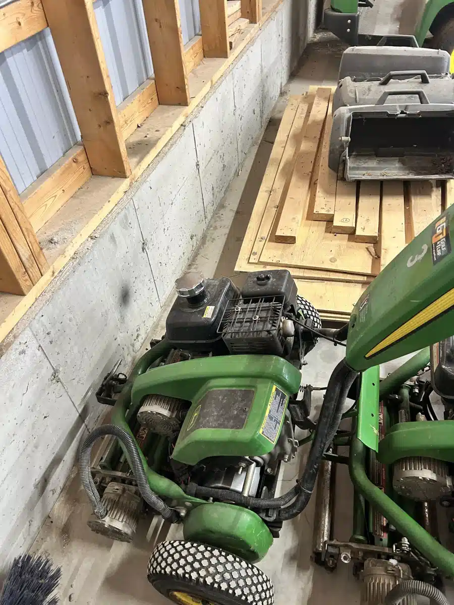 Gallery image 2 for Used 2020 John Deere 180E Mower - Golf Green