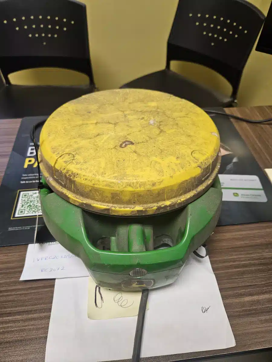 Gallery image 1 for John Deere 7000 Guidance System