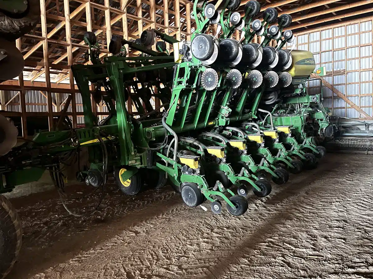 Used 2015 John Deere 1795 Planter