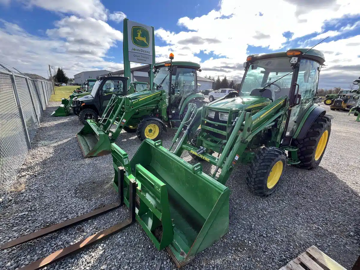 Gallery image 1 for 2023 John Deere 4075R Tractor