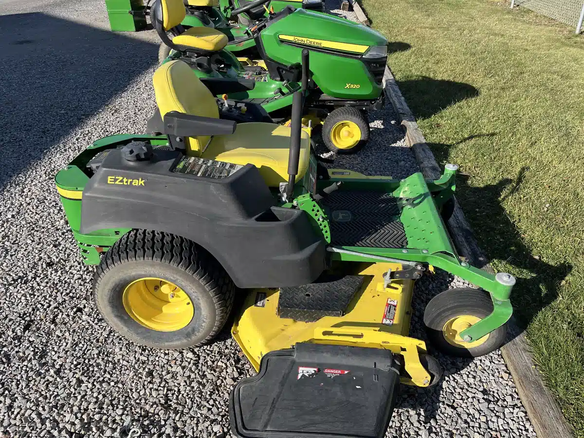 Gallery image 2 for Used 2015 John Deere Z465 Mower - Zero Turn