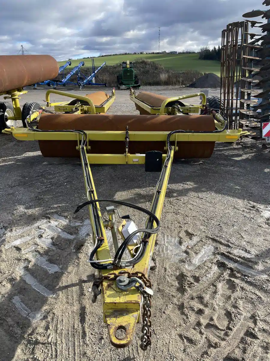 Gallery image 1 for Degelman LR7645 Land Roller