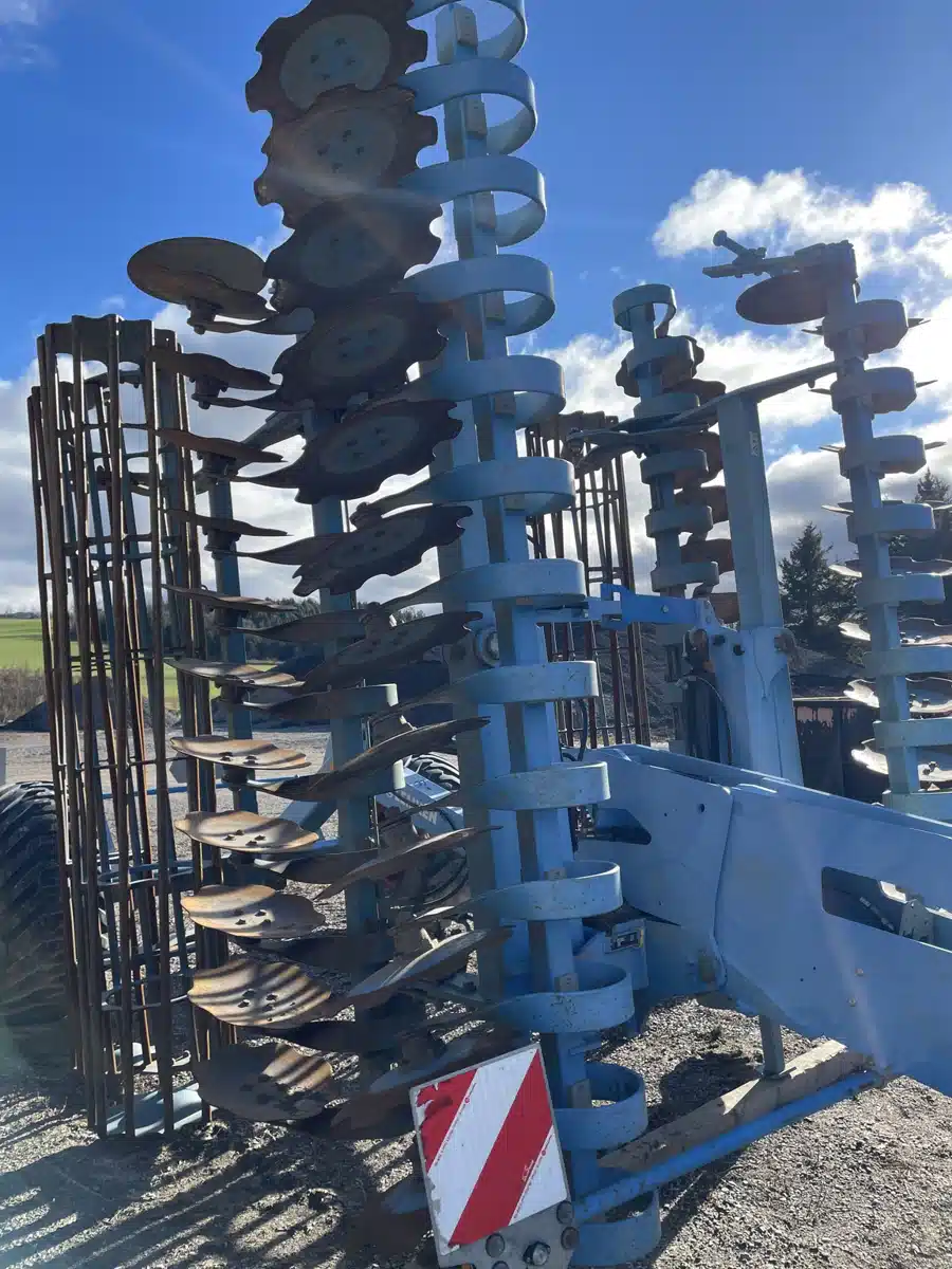 Gallery image 2 for Used 2019 Lemken HELIODOR 9 Disc High Speed