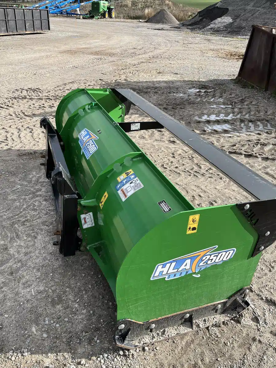 Gallery image 2 for 2022 Horst Welding 96" - 2500 SERIES SNOWPUSHER Snow Blade