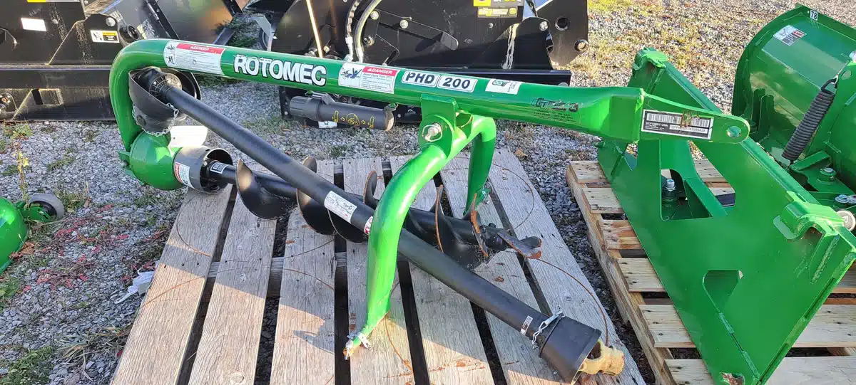 Gallery image 2 for Used 2022 Frontier PHD200 Post Hole Auger