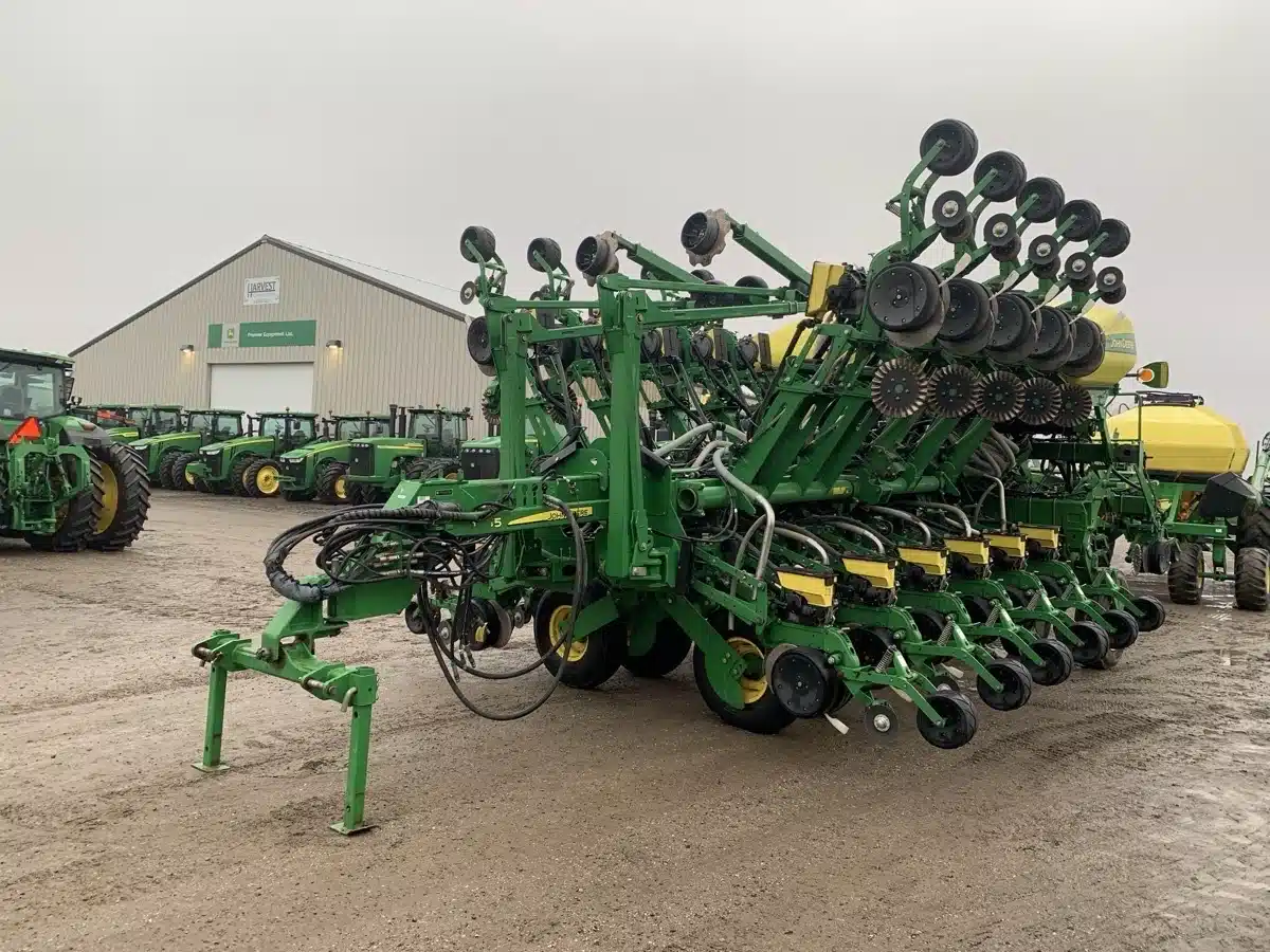 Gallery image 1 for Used 2015 John Deere 1795 Planter