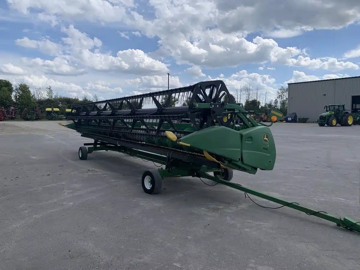 Gallery image 2 for 2008 John Deere 630F Header - Flex