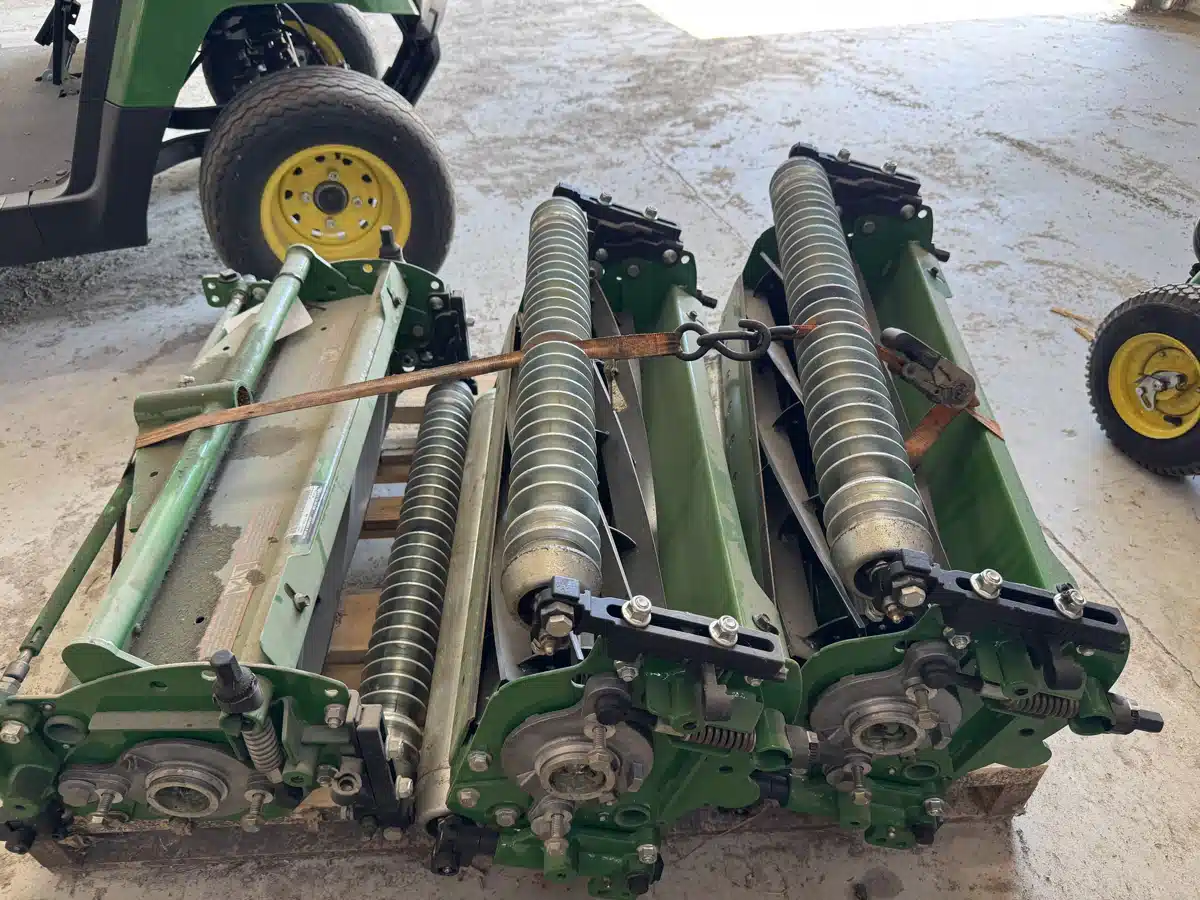 Gallery image 2 for 2024 John Deere 8 blade 2653 Heads Other