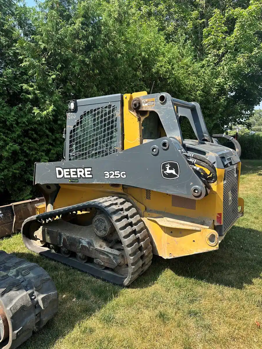 Gallery image 2 for 2019 John Deere 325G Track Loader