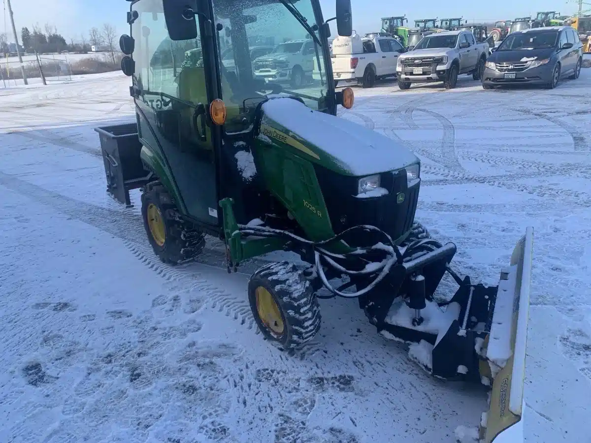 Gallery image 2 for 2019 John Deere 1025R Tractor
