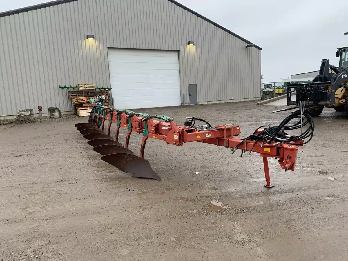 Gallery image 2 for Used 2013 Kverneland BE115 Plow