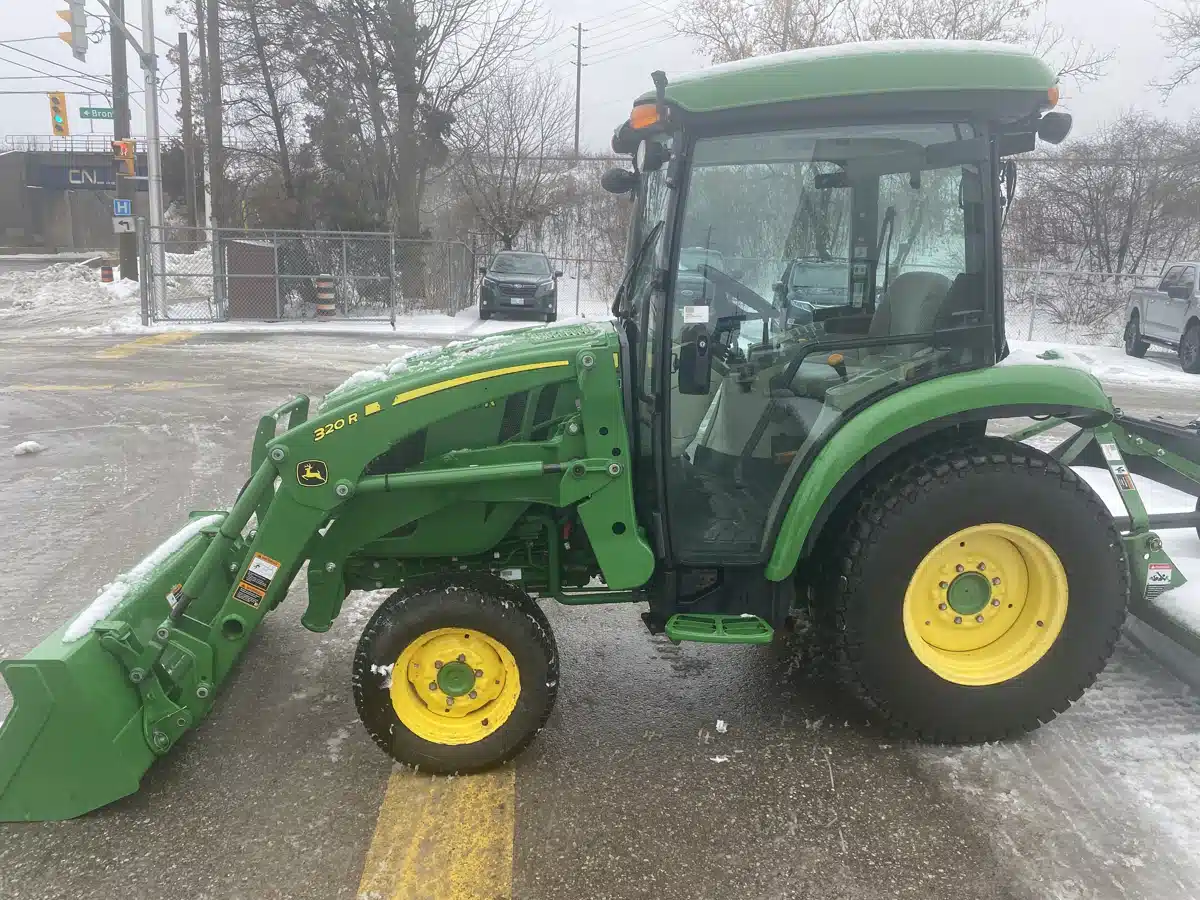 Gallery image 1 for 2019 John Deere 3039R Tractor