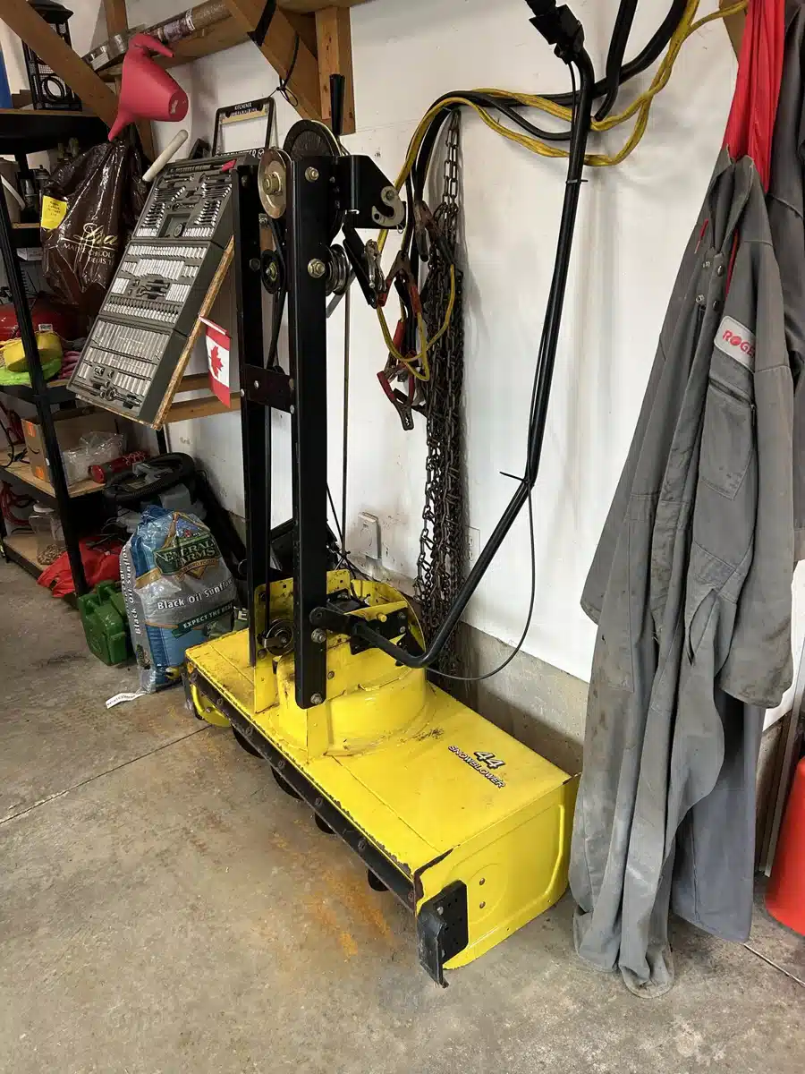 Gallery image 1 for Used 2008 John Deere 44SB Snow Blower