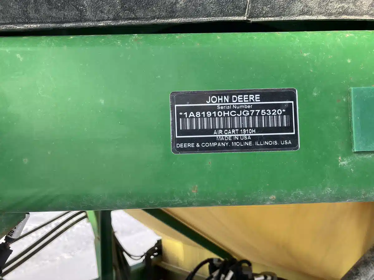 Gallery image 2 for Used 2018 John Deere 1910 Air Drill