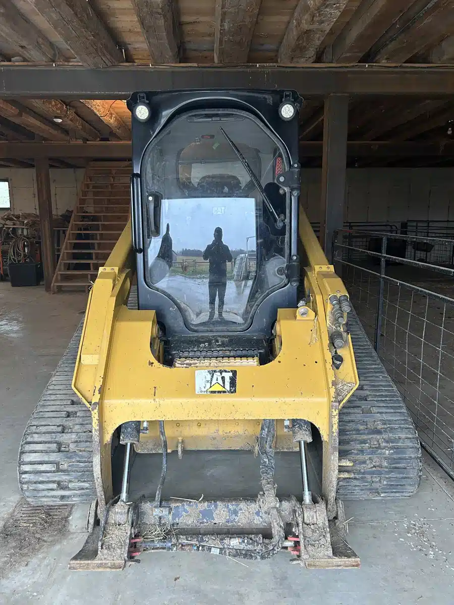 Gallery image 2 for 2015 Caterpillar 299D2 XHP Track Loader