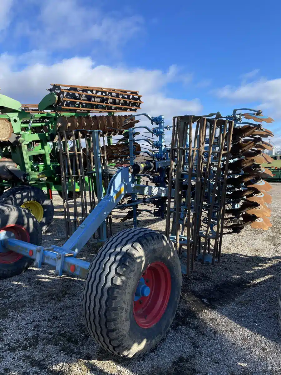 Gallery image 2 for 2014 Lemken RUBIN 9 Disc High Speed