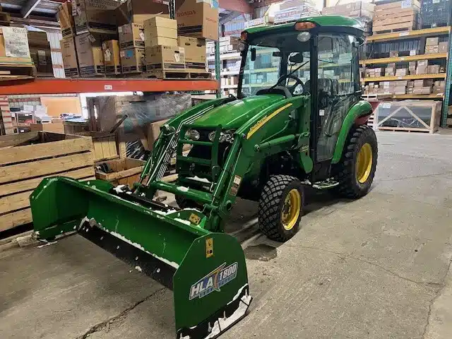 Gallery image 1 for 2013 John Deere 3720 Tractor