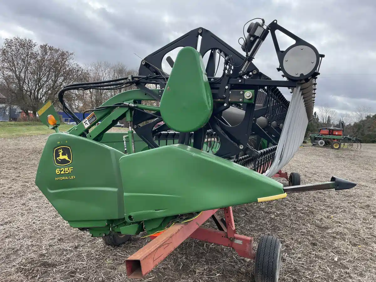 Used 2007 John Deere 625F Header - Flex