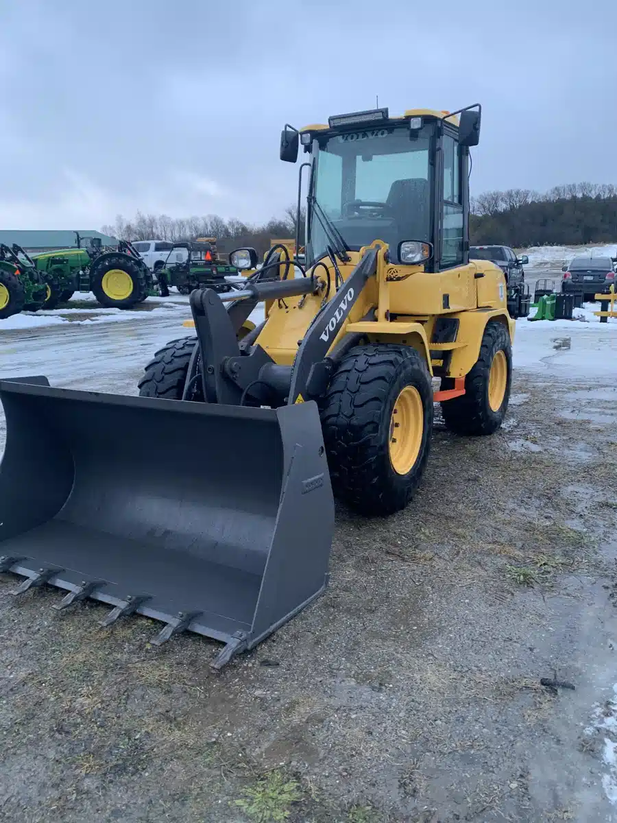 Gallery image 2 for 2018 Volvo L30GS Tractor Loader