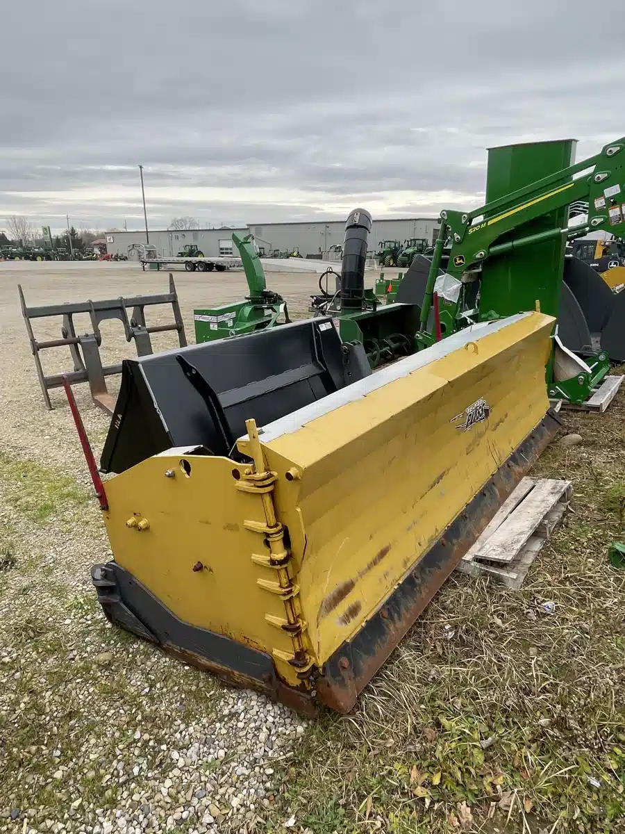 Gallery image 2 for 2021 Metal Pless 1036-16 Snow Blade