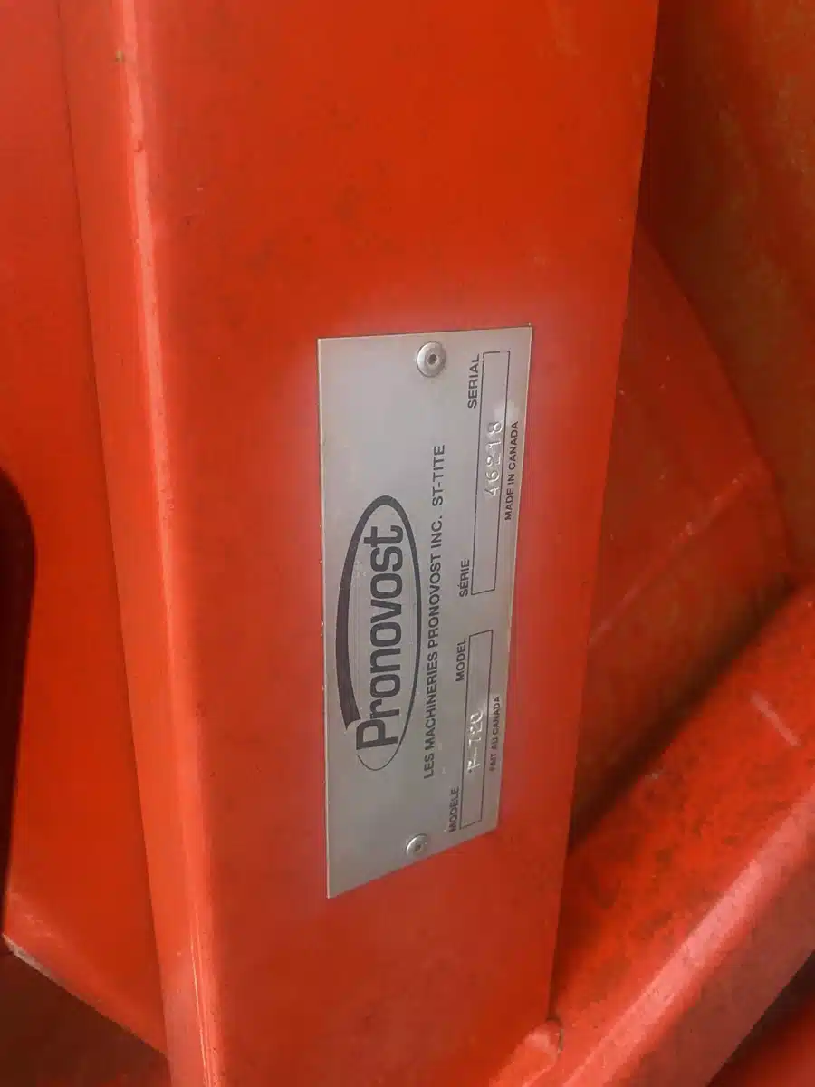 Gallery image 2 for Used 2018 Pronovost P-720 Snow Blower